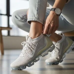 Nike Air VaporMax Flyknit 2021 Phantom Off White DJ9975-001 Women’s Size 10